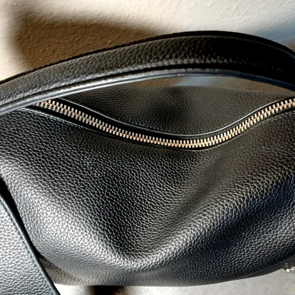 Pebbled Black Vegan Leather Studded Billet Biker Rocker Handbag Crossbody Bag - Picture 5 of 12